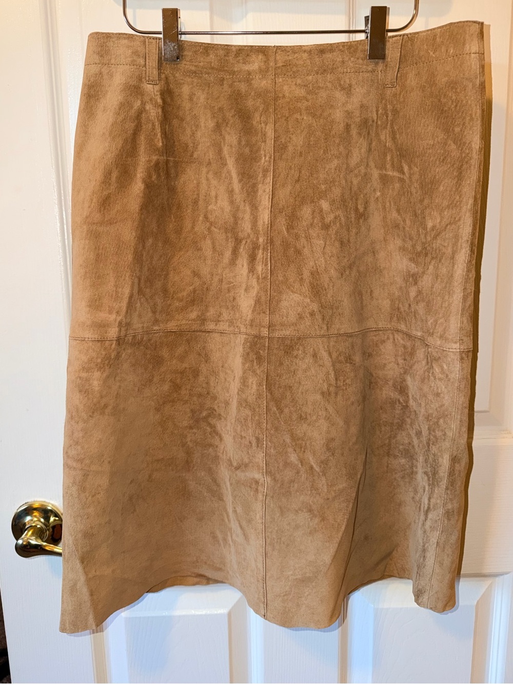 Women’s Isaac Mizrah genuine leather midi skirt size 10